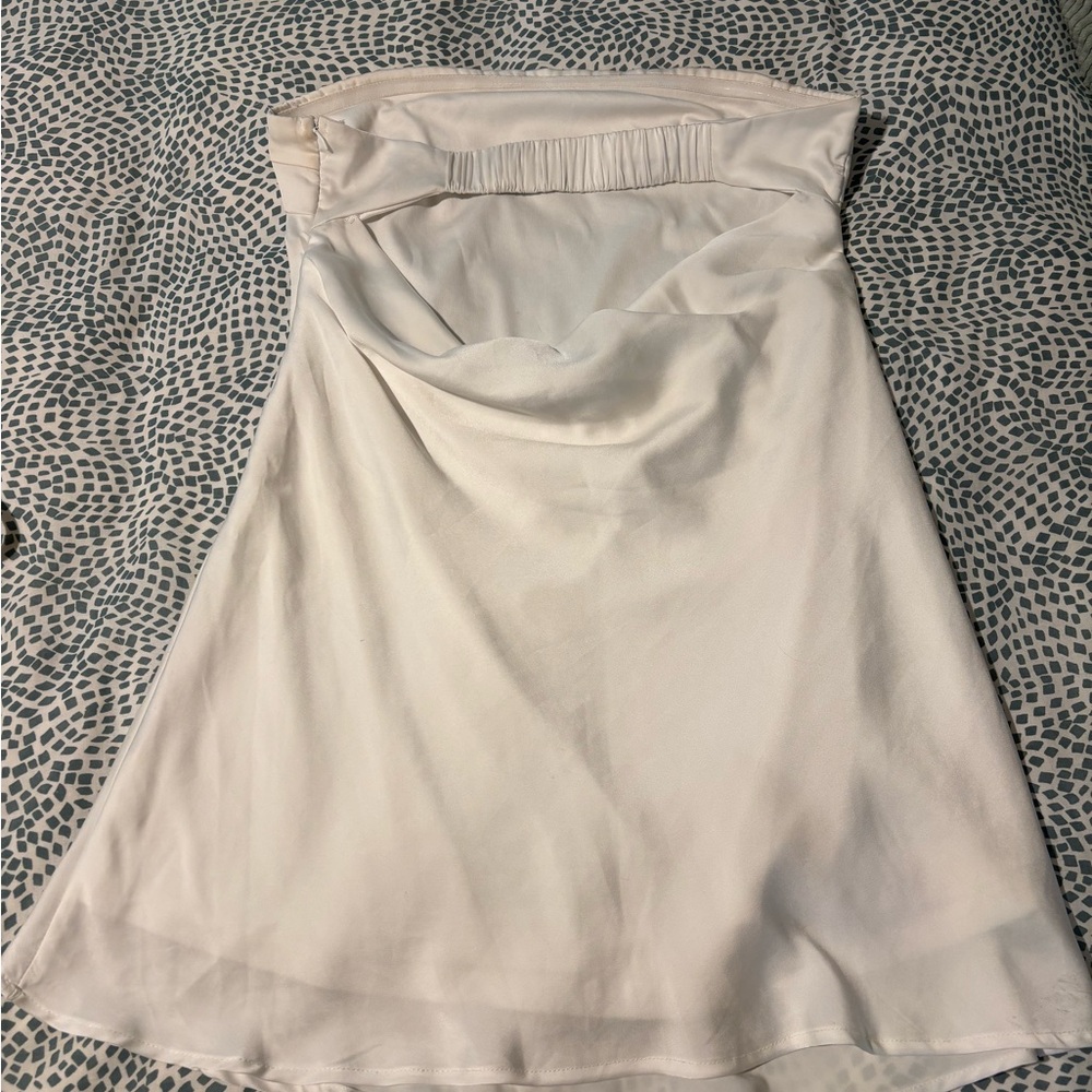 Princess Polly White Strapless Dress - Picture 4 of 4